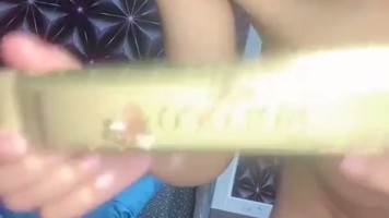 Amanda Gadis Pirang Bahenol Disodok Gaya Miring