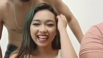 Artis Cantik Dibalik Layar Film Kelas Bintang